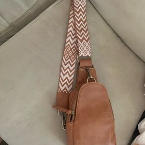 Sling bag / Crossbody leather bag